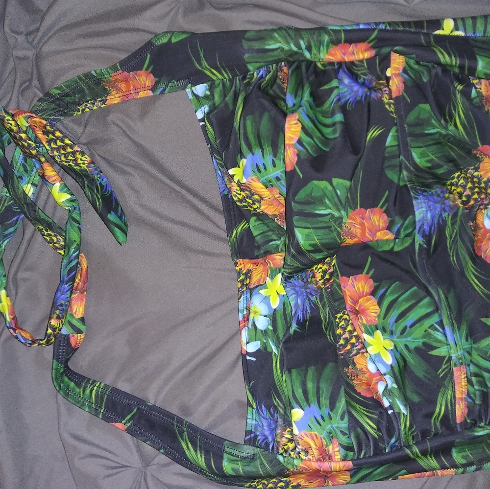 Retro Fit 1 Piece Swimsuit XL NWOT